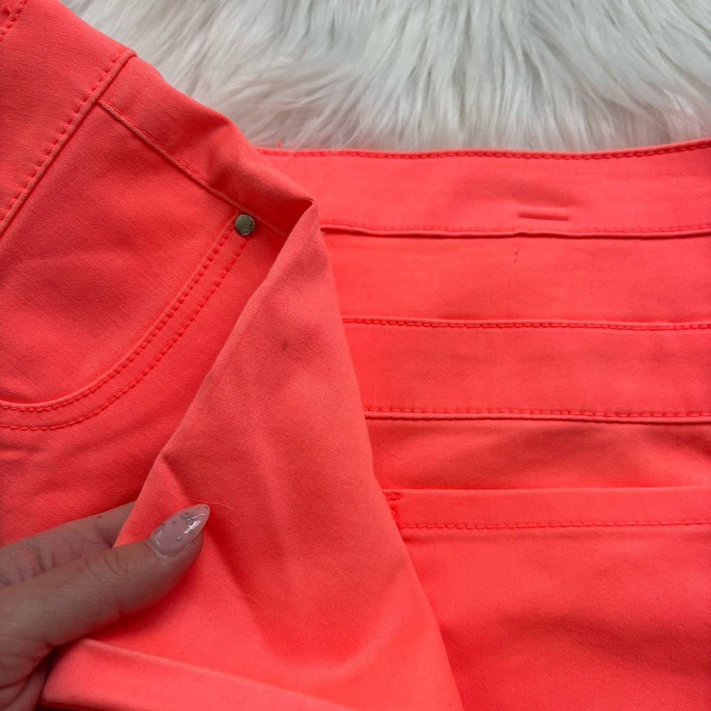 Refuge Orange High Waisted Shorts - Picture 4 of 4